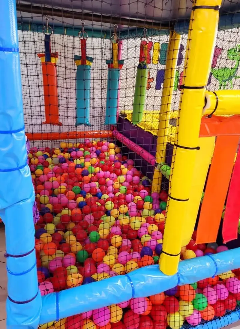 Alberca de pelotas